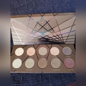 Zoeva En Taupe palette